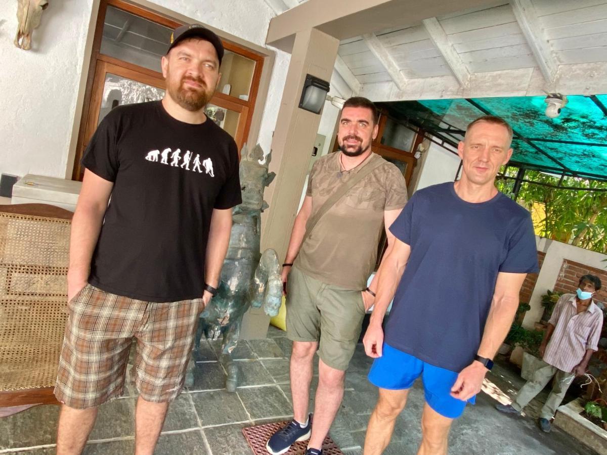 Settle Inn Tourist Lodge كاندي المظهر الخارجي الصورة